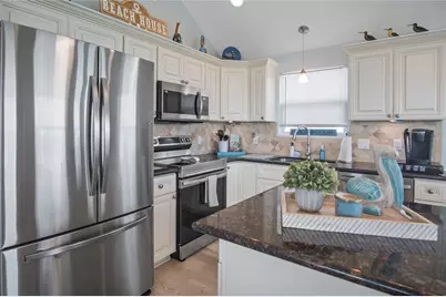 975 S Jack Road, Crystal Beach, TX 77650 - Photo 10