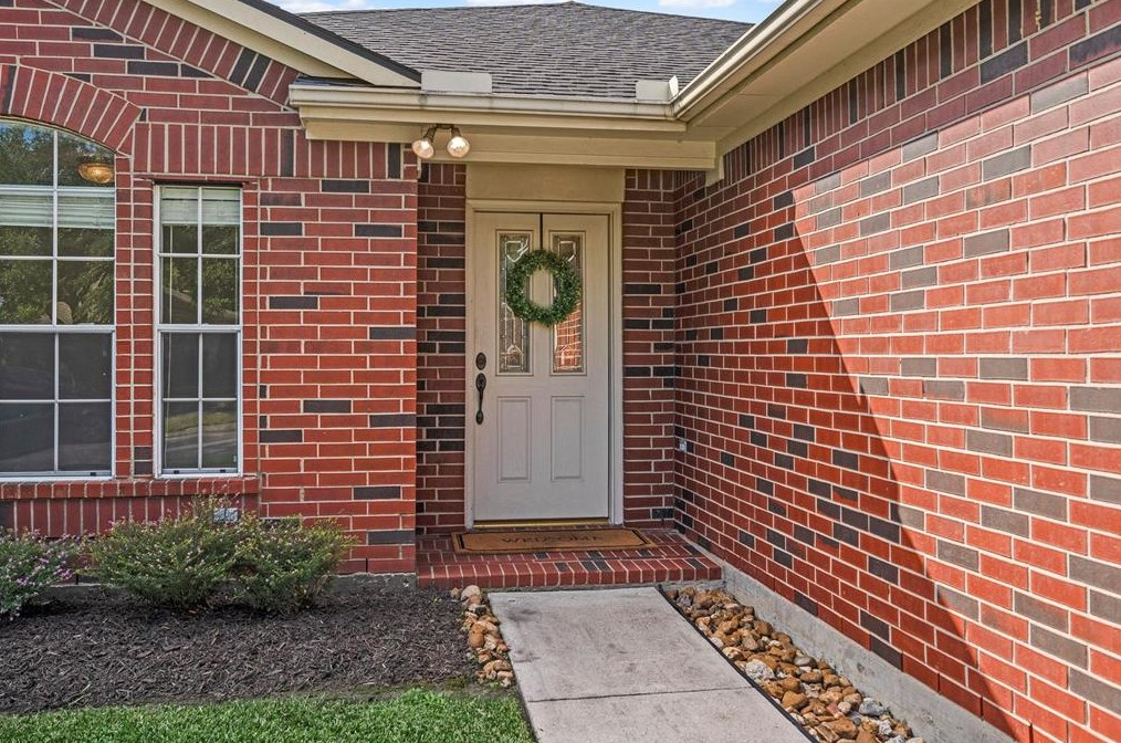 4615 Shane Creek Ln, Spring TX  77388-5279 exterior