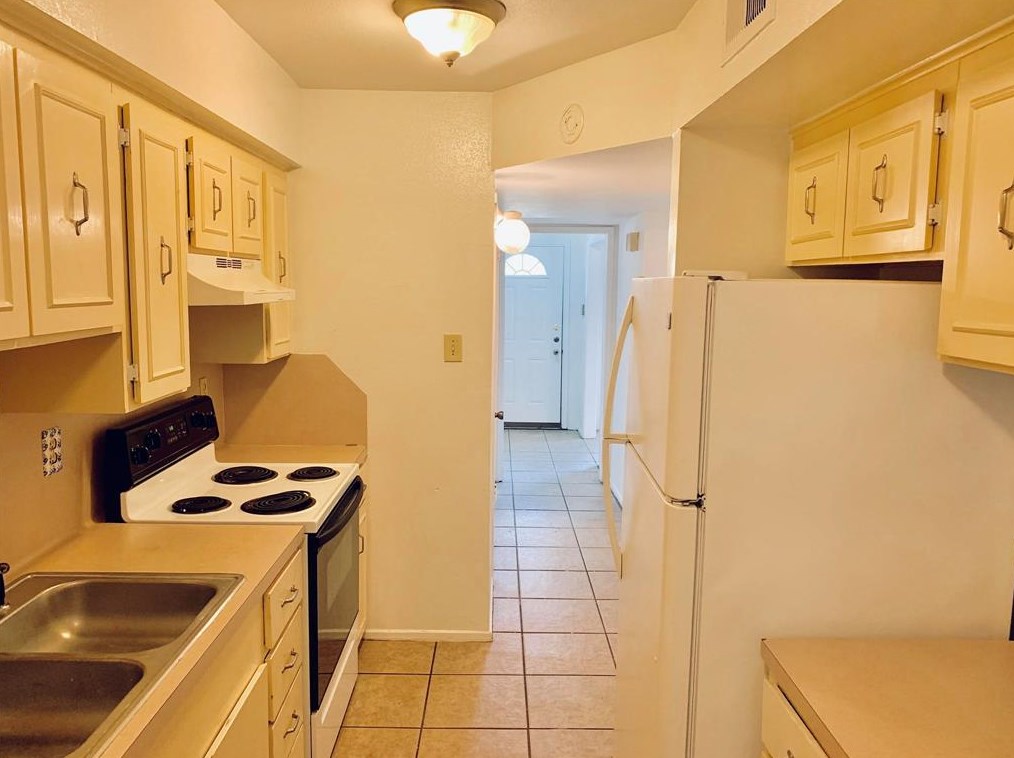 9303 Hammerly Blvd Apt 304, Houston, TX 77080