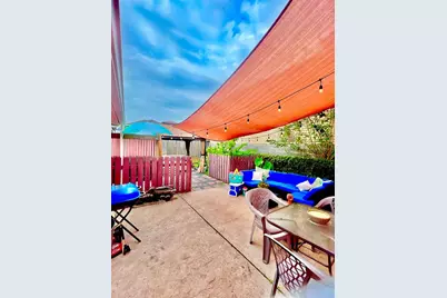 6116 Avenue Q 1/2, Galveston, TX 77551 - Photo 32