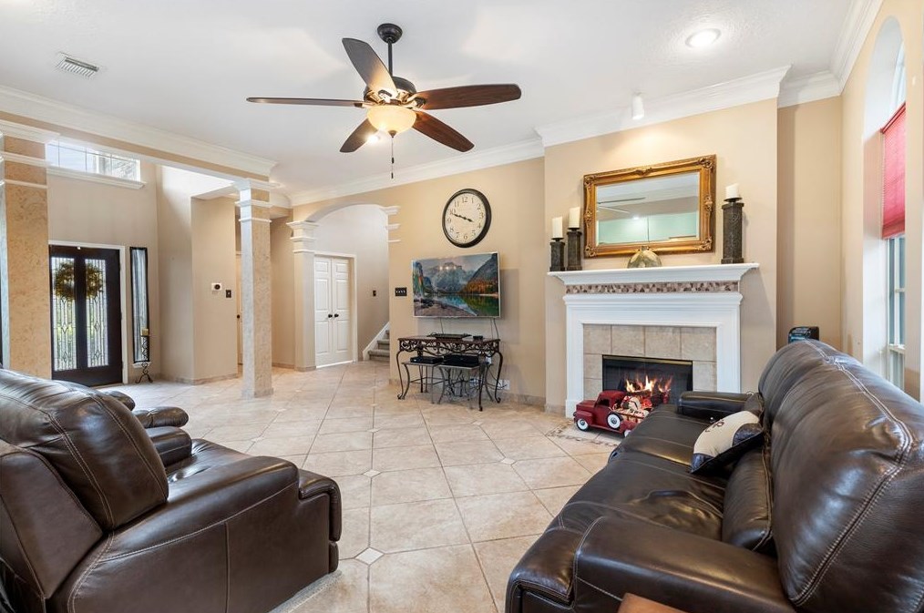 17815 Mossy Rdg Ln, Houston TX  77095-4422 exterior