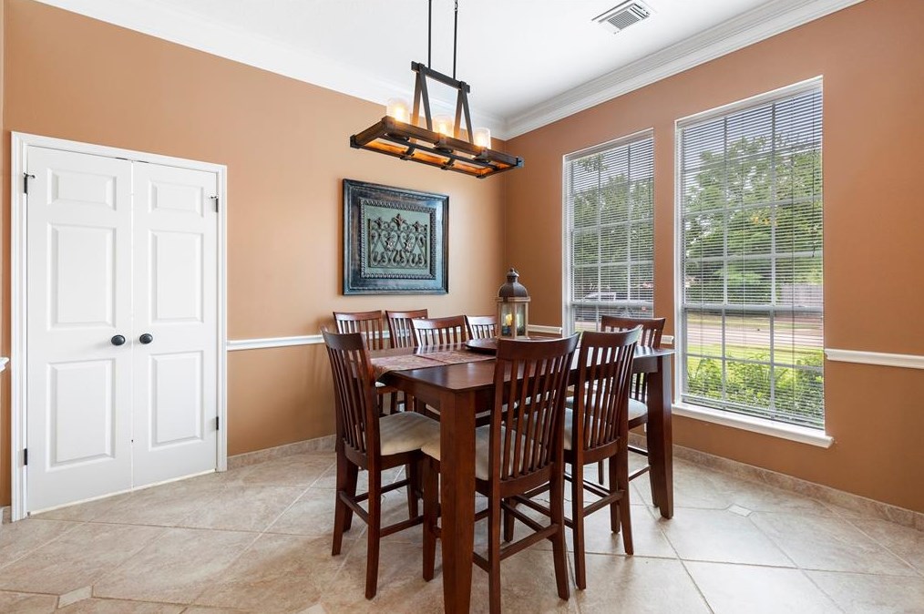 17815 Mossy Rdg Ln, Houston TX  77095-4422 exterior