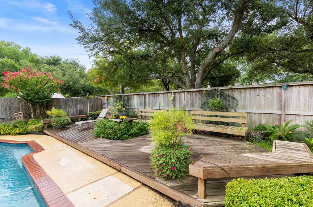 17815 Mossy Rdg Ln, Houston TX  77095-4422 exterior