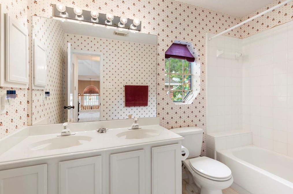 17815 Mossy Rdg Ln, Houston TX  77095-4422 exterior