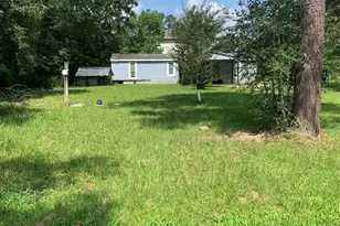 26846 Coach Light Ln, New Caney, TX 77357 - Photo 10