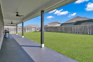20142 Bushwick Falls Dr, Montgomery, TX 77316 - Photo 28