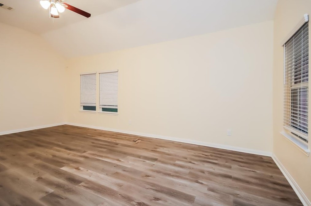 5946 Nodaway Creek Ct, Houston TX  77085-5810 exterior