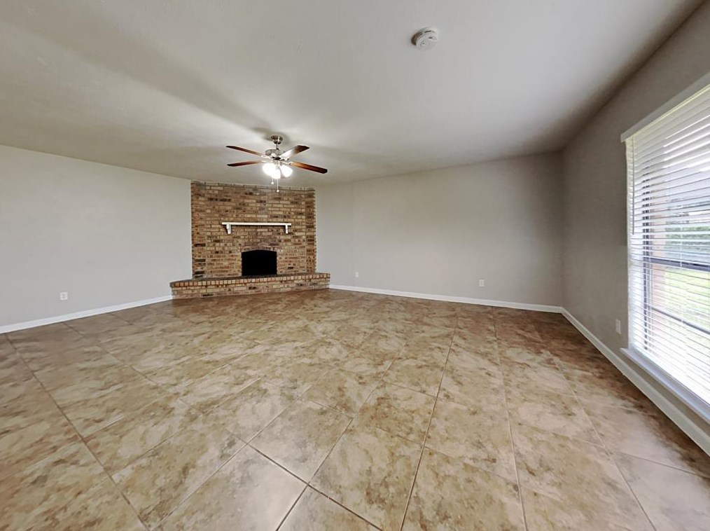 5030 Ridgecreek Dr, Houston, TX 77053