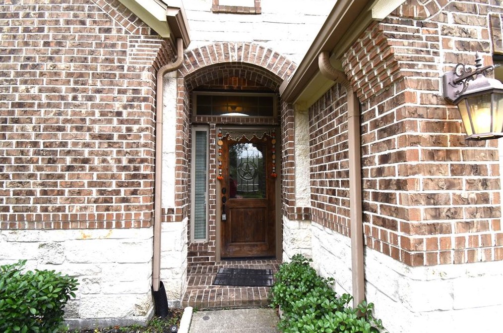 9119 Silverton Star Ln, Houston, TX 77070-2141
