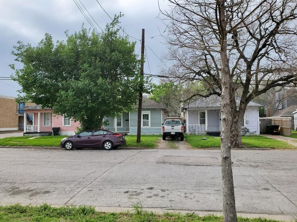 1710 Sampson St, Houston, TX 77003