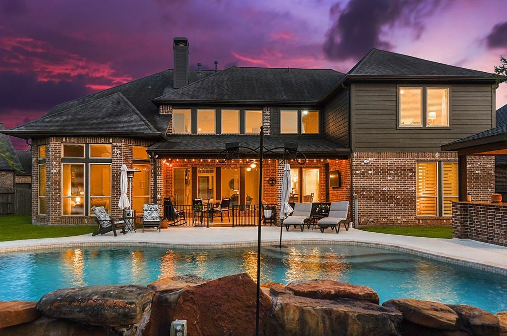 2415 Graystone Crossing Dr, Katy, TX 77494-1762
