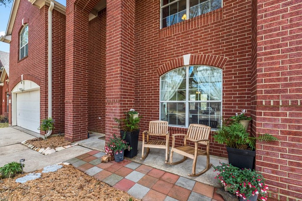 2102 Park Maple Dr, Katy, TX 77450-5389