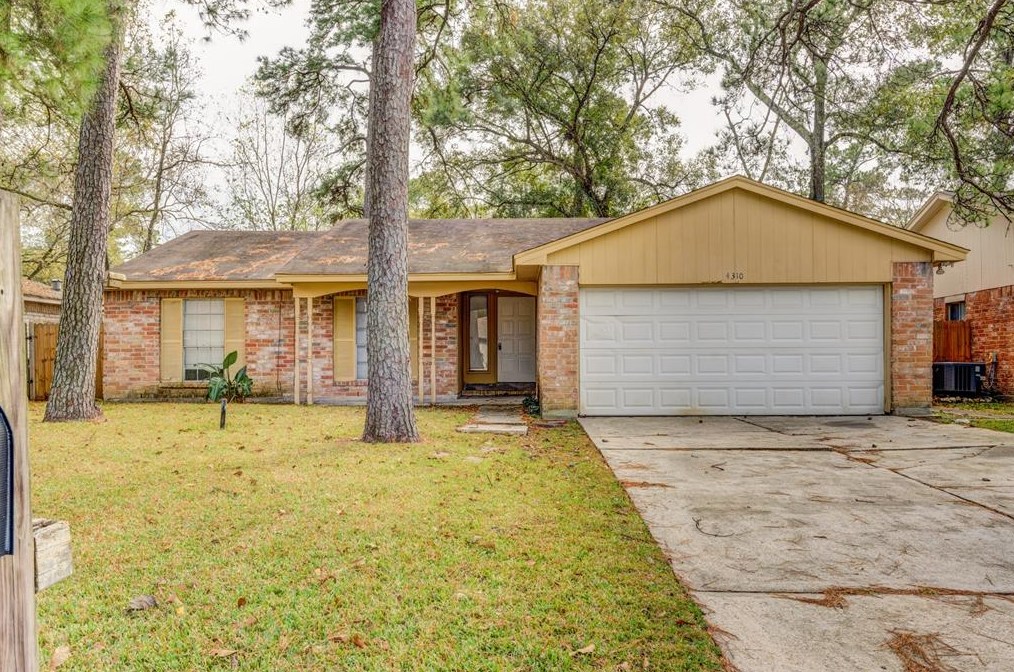 4310 Sloangate Dr, Spring TX  77373-6723 exterior
