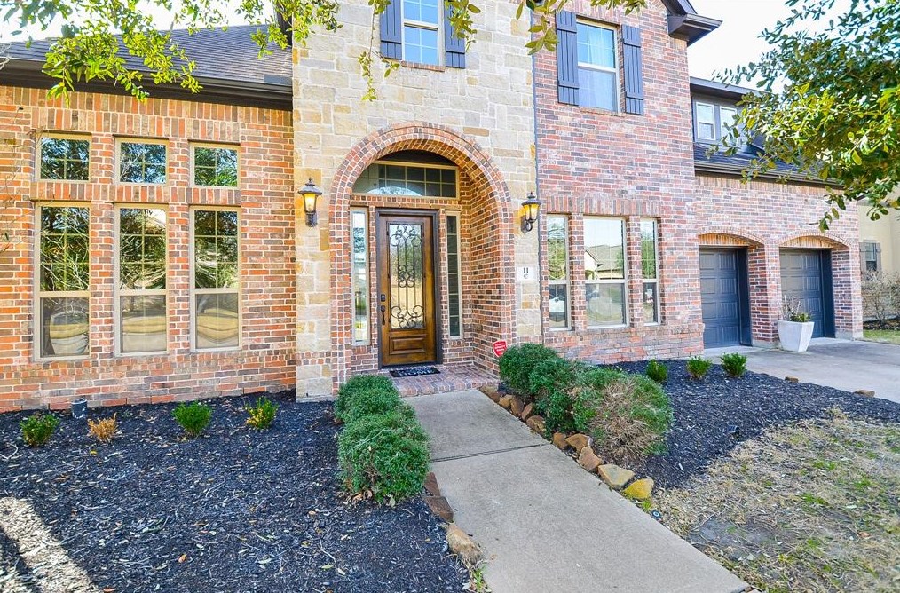11 Azure Lake Ct, Katy, TX 77494