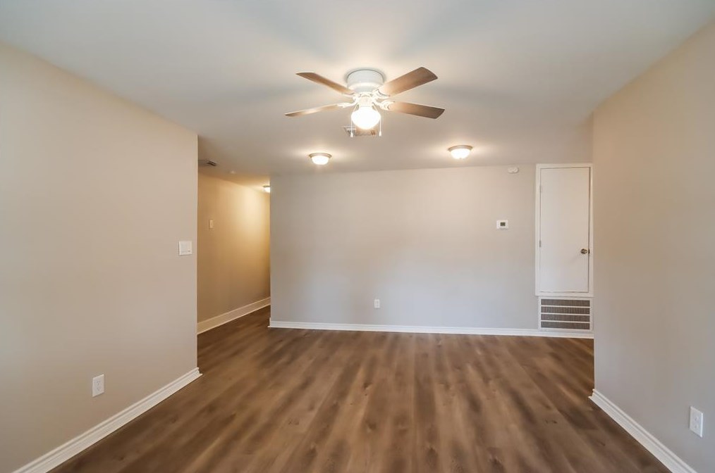 2457 Druid St, Houston TX  77091-3027 exterior