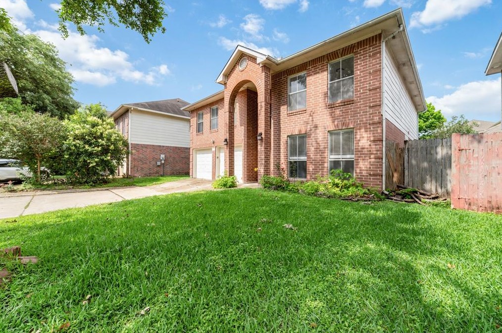 6510 Gold Tee Ct, Houston, TX 77036-4071