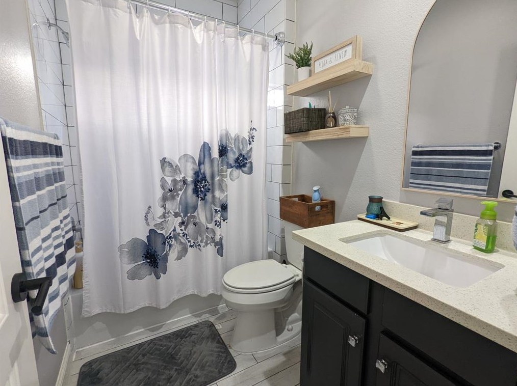 1622 Utah St, Houston, TX 77007-2151