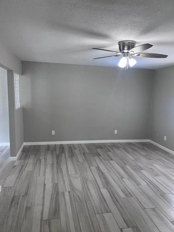 503 Park Ln, Cleveland, TX 77327