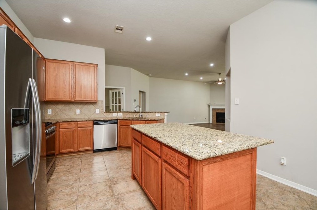 2943 Intrepid Elm St, Houston TX  77084-4281 exterior