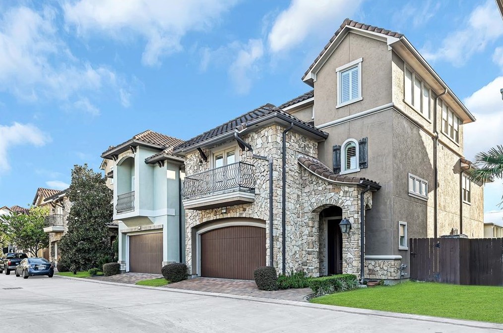 7623 Pine Ridge Terrace Rd, Houston, TX 77081
