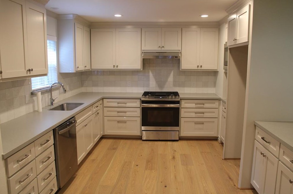 1615 Maux Dr, Houston TX  77043-3347 exterior