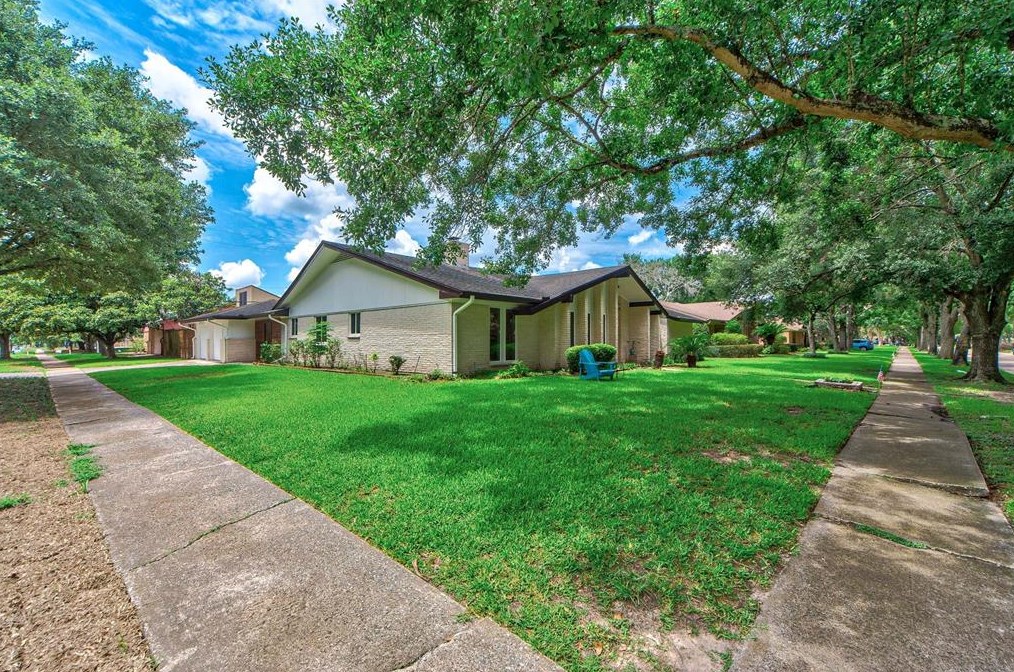 5603 Jackwood St, Houston, TX 77096