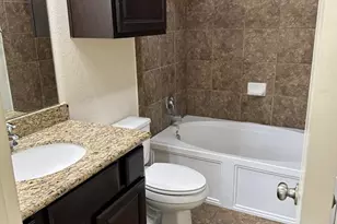 210 S Tesch St, Bellville, TX 77418 - Photo 18