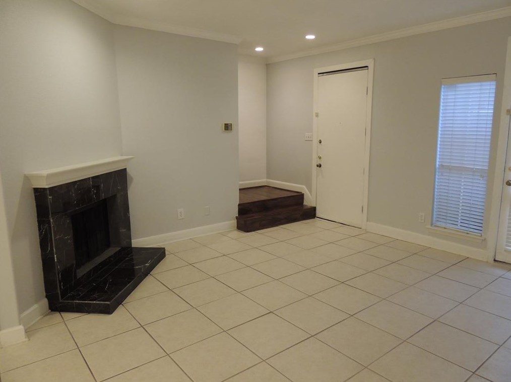2100 Tanglewilde St Apt 701, Houston, TX 77063