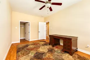 902 22nd St, Galveston, UT 77550 - Photo 12