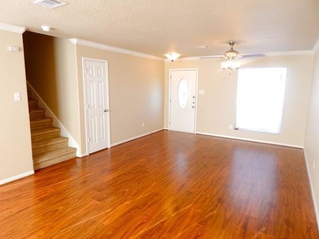 7911 Sesame St, Baytown, TX 77521