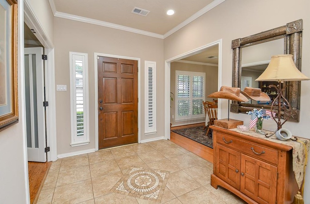 16239 Salida De Sol Dr, Houston TX exterior