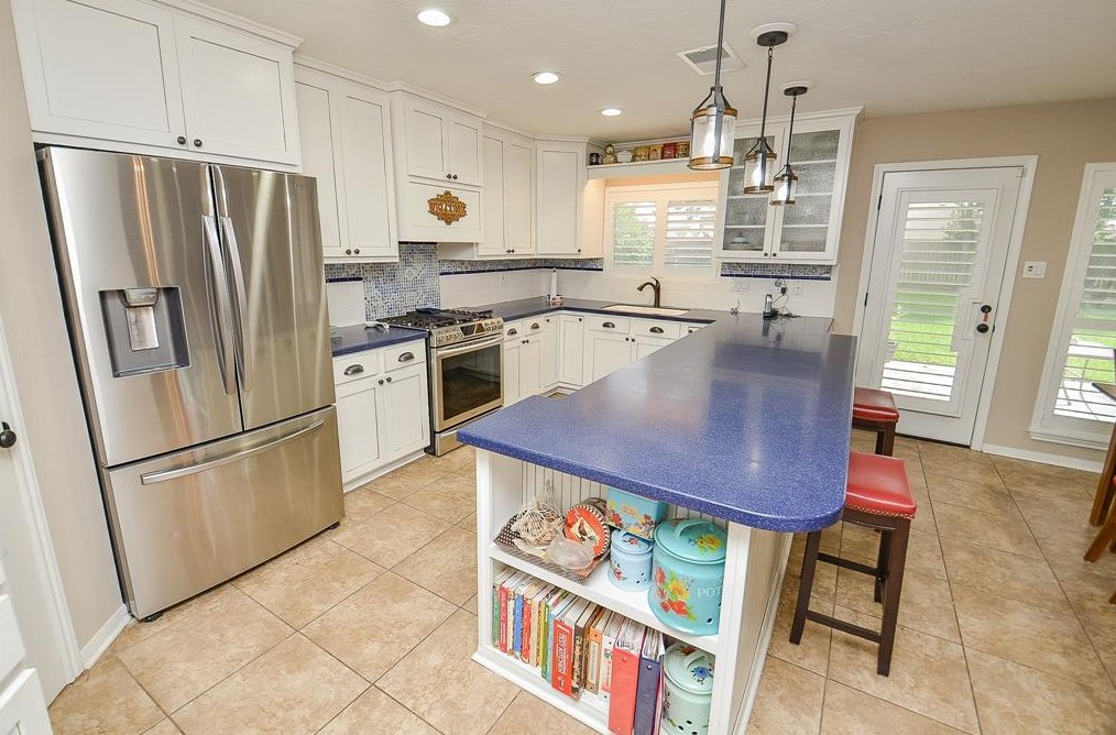 16239 Salida De Sol Dr, Houston TX exterior