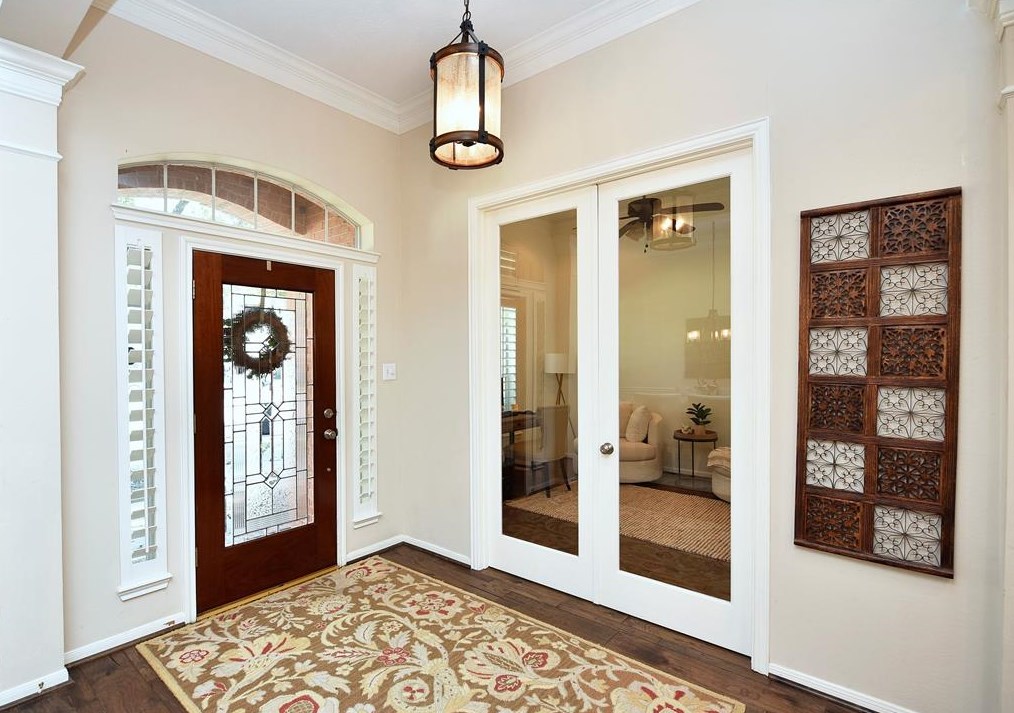 1802 Chatham Trails Ct, Sugar Land, TX 77479-5569