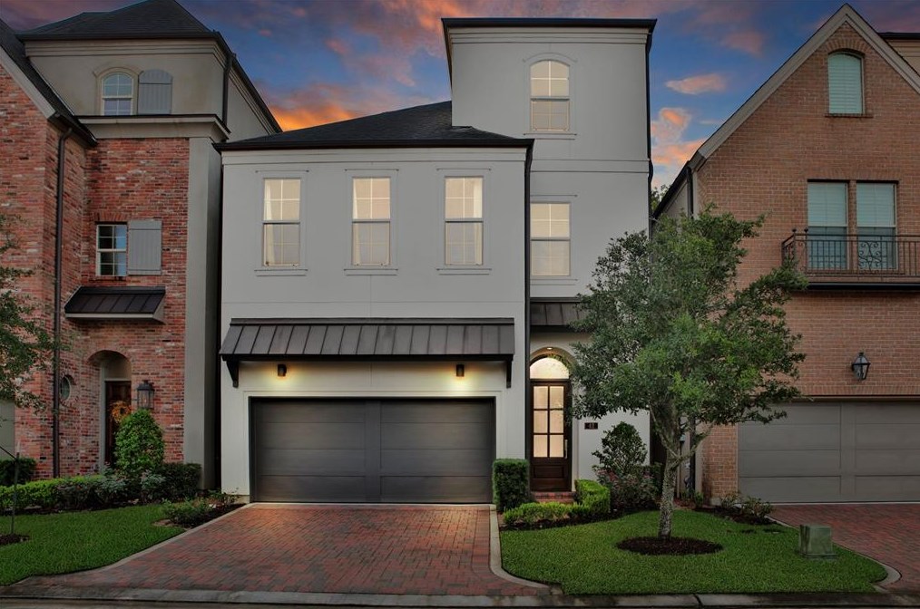 42 Wooded Park Pl, Spring TX  77380-2490 exterior