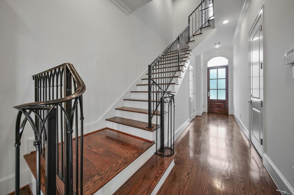 42 Wooded Park Pl, Spring TX  77380-2490 exterior