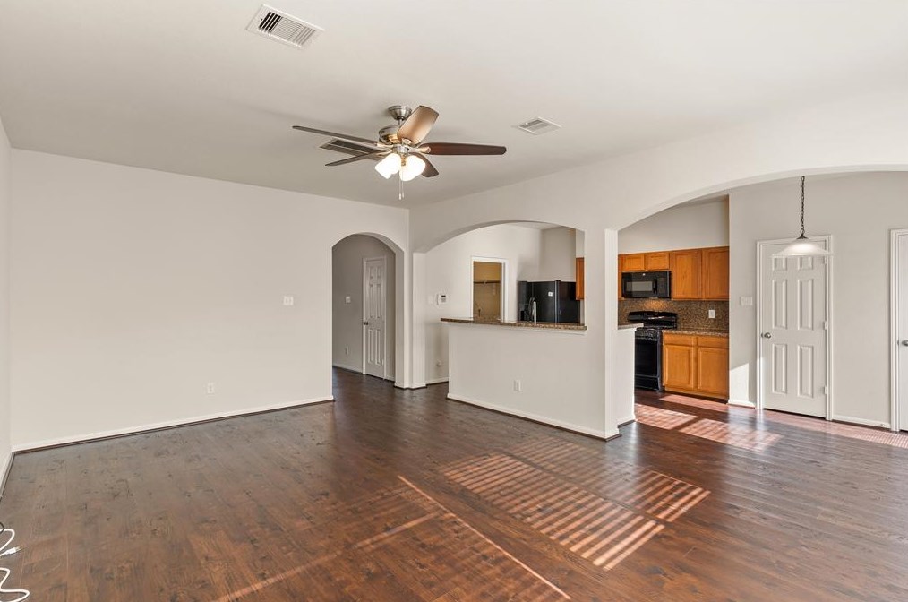 11909 Jelicoe Dr, Houston TX  77047-3525 exterior