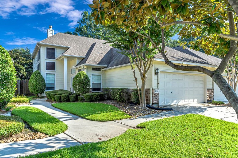 10210 Thornmont Ln, Houston, TX 77070