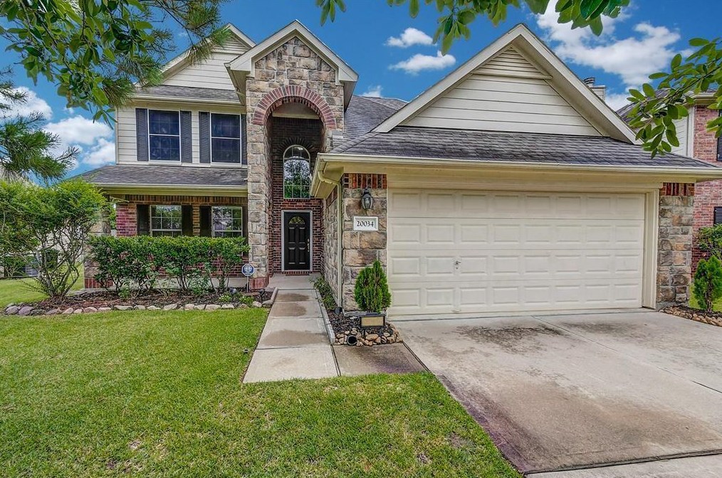 20034 Shore Meadows Ln, Richmond, TX 77407