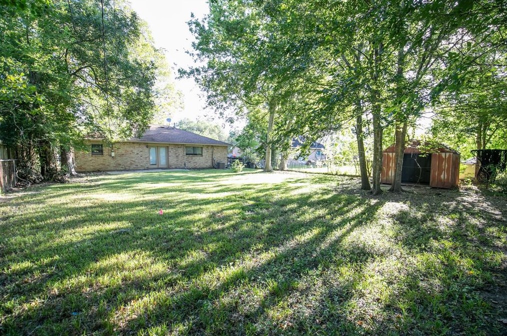 5705 Arthington St, Houston TX  77053-3005 exterior