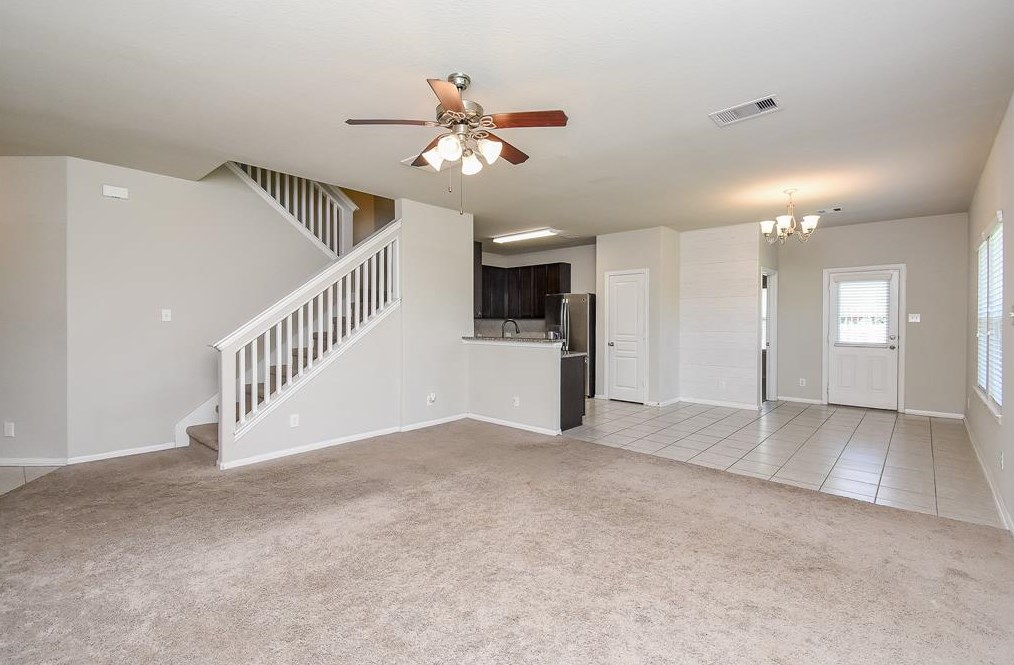 2 Garden Springs Ct, Manvel, TX 77578