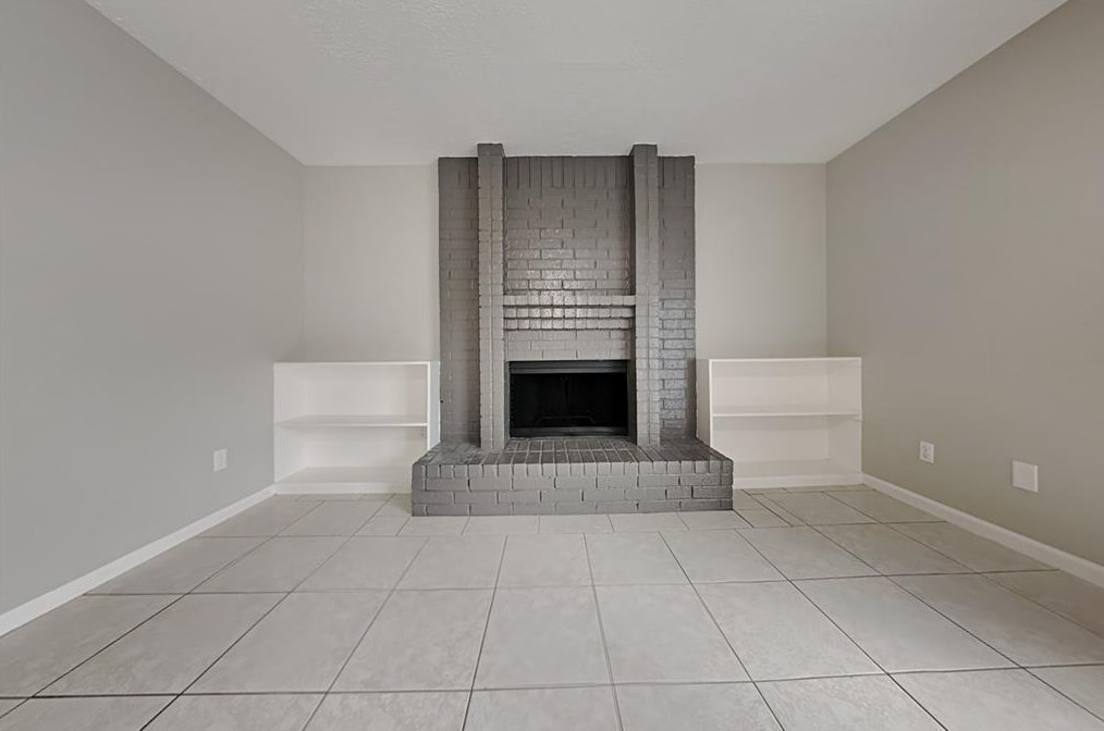 4018 Oak Gardens Dr, Humble, TX 77339