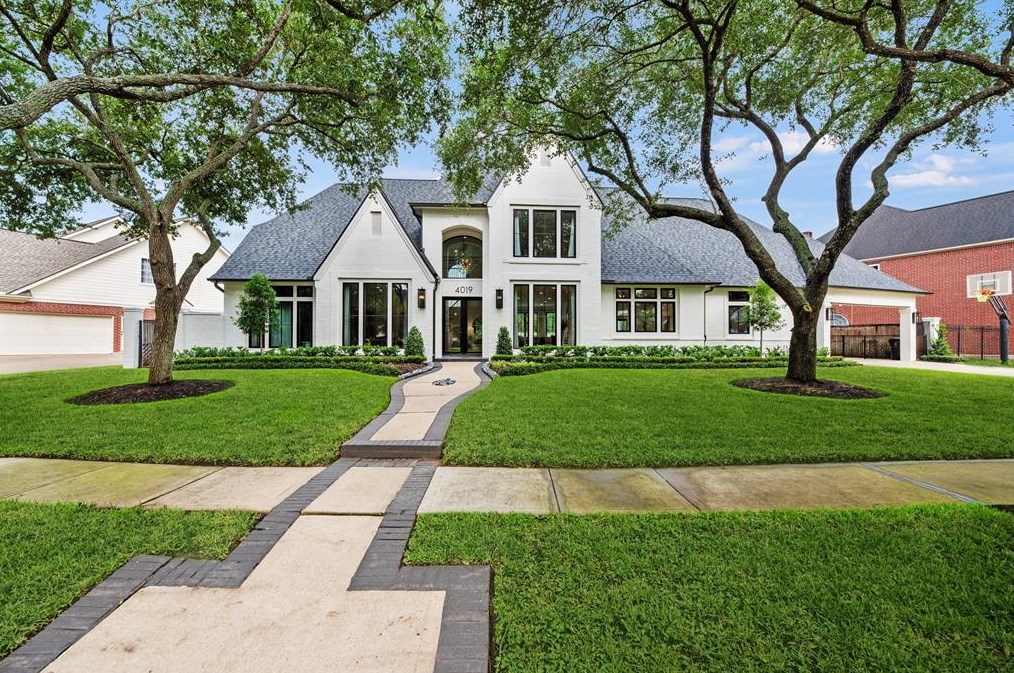 4019 Colony Oaks Dr, Sugar Land, TX 77479