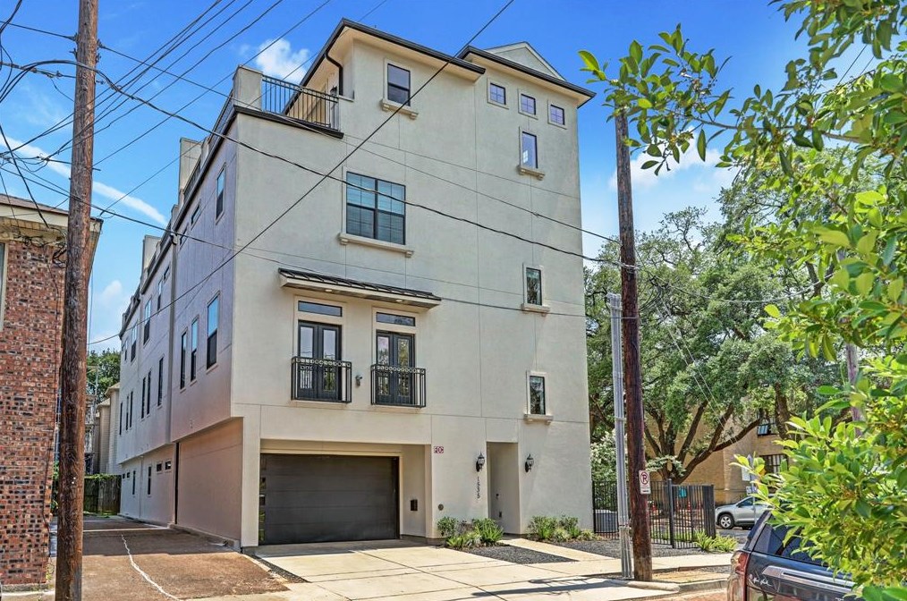 1535 Michigan St, Houston, TX 77006