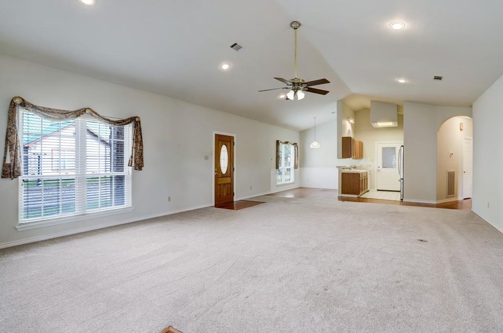 857 Tangle Oaks Ct, Bellvue TX  77418-2871 exterior