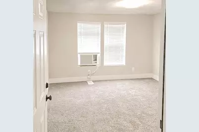 214 W Republic Street #10, Baytown, TX 77520 - Photo 24