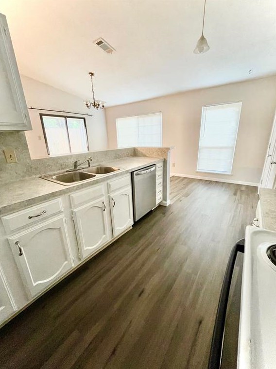 10130 Horseshoe Bend Dr, Houston, TX 77064-5340