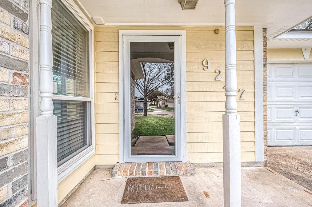 9247 Autumnsong Dr, Houston TX  77064-4546 exterior