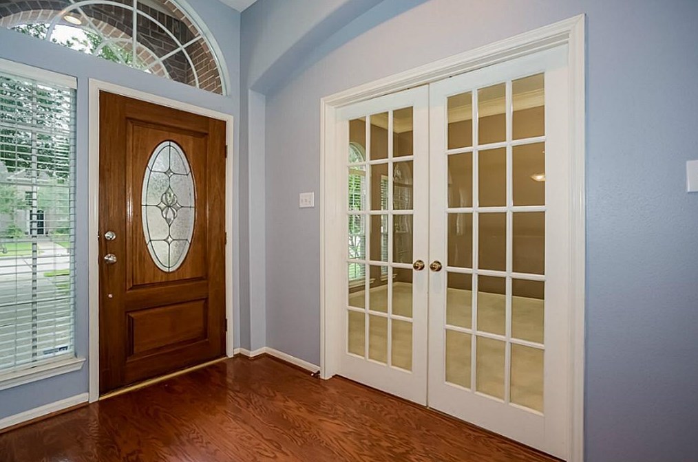 6105 Jordan Dr, Pearland, TX 77584