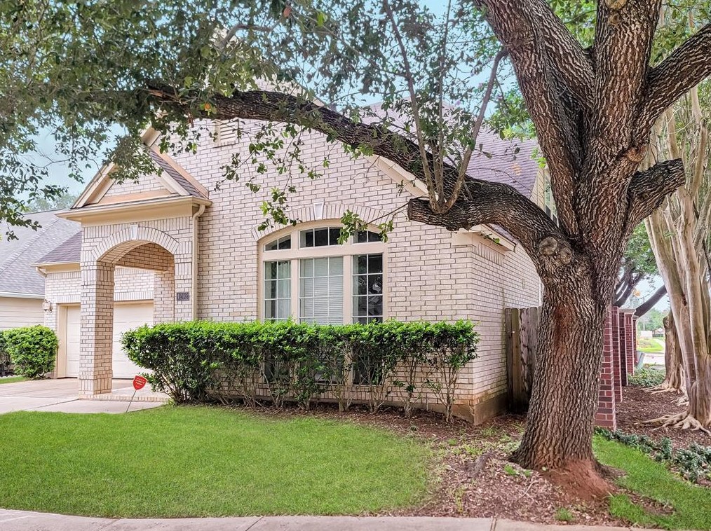 4202 Creek Ridge Ln, Missouri City, TX 77459-2346