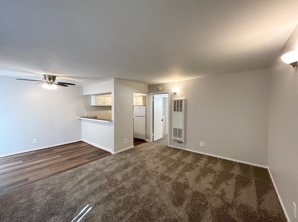3629 N Macgregor Way #35, Houston, TX 77004